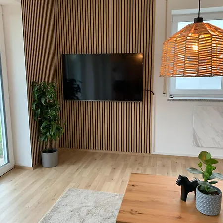 Helle, Grosszuegige Mit Carport Und Terrasse Zum Wohlfuehlen Nr 1 Langenenslingen