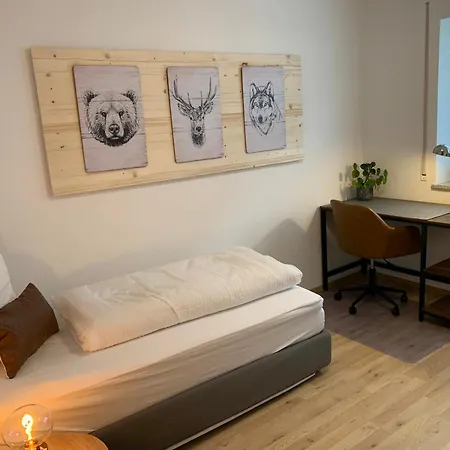 Helle, Grosszuegige Mit Carport Und Terrasse Zum Wohlfuehlen Nr 1 Apartment