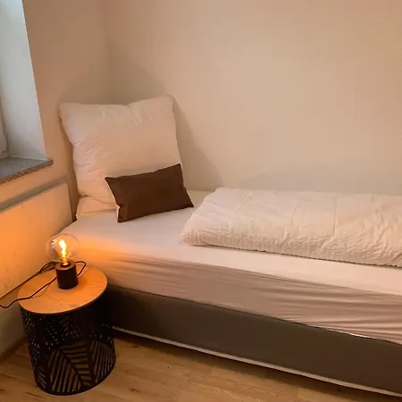 Helle, Grosszuegige Mit Carport Und Terrasse Zum Wohlfuehlen Nr 1 *