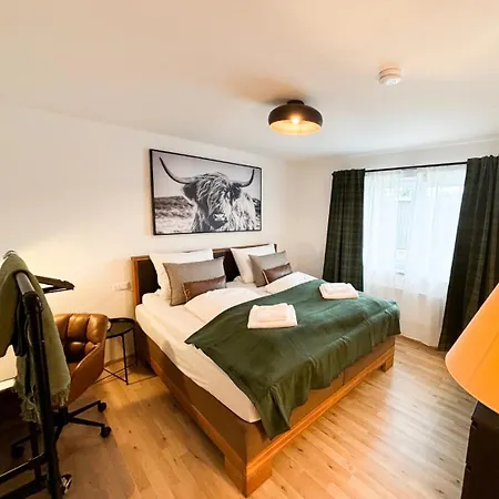 Helle, Grosszuegige Mit Carport Und Terrasse Zum Wohlfuehlen Nr 1 Langenenslingen